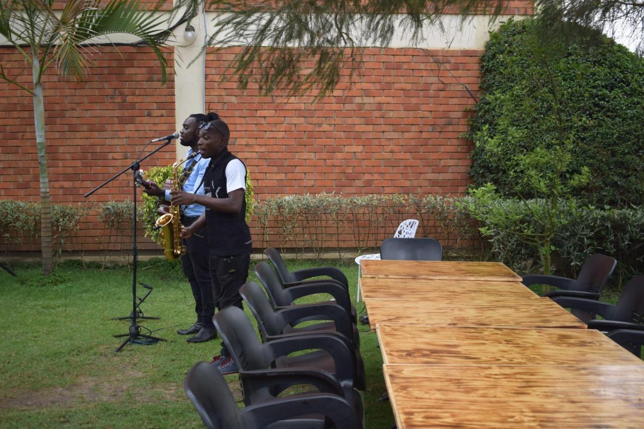 Acacia Hotel Mbarara Nyamitanga Esterno foto