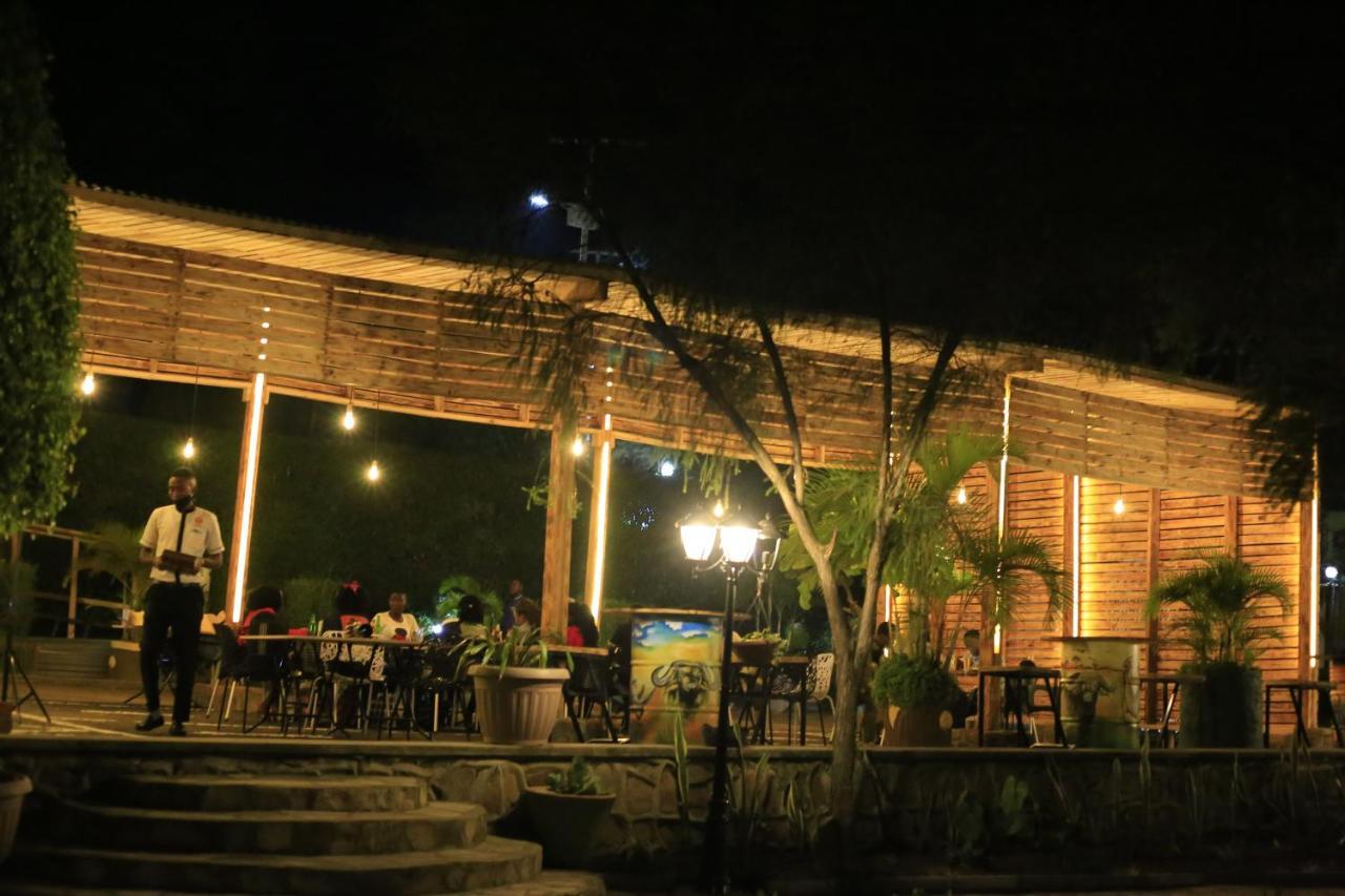 Acacia Hotel Mbarara Nyamitanga Esterno foto